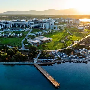 5* Hotel Anda Barut Collection